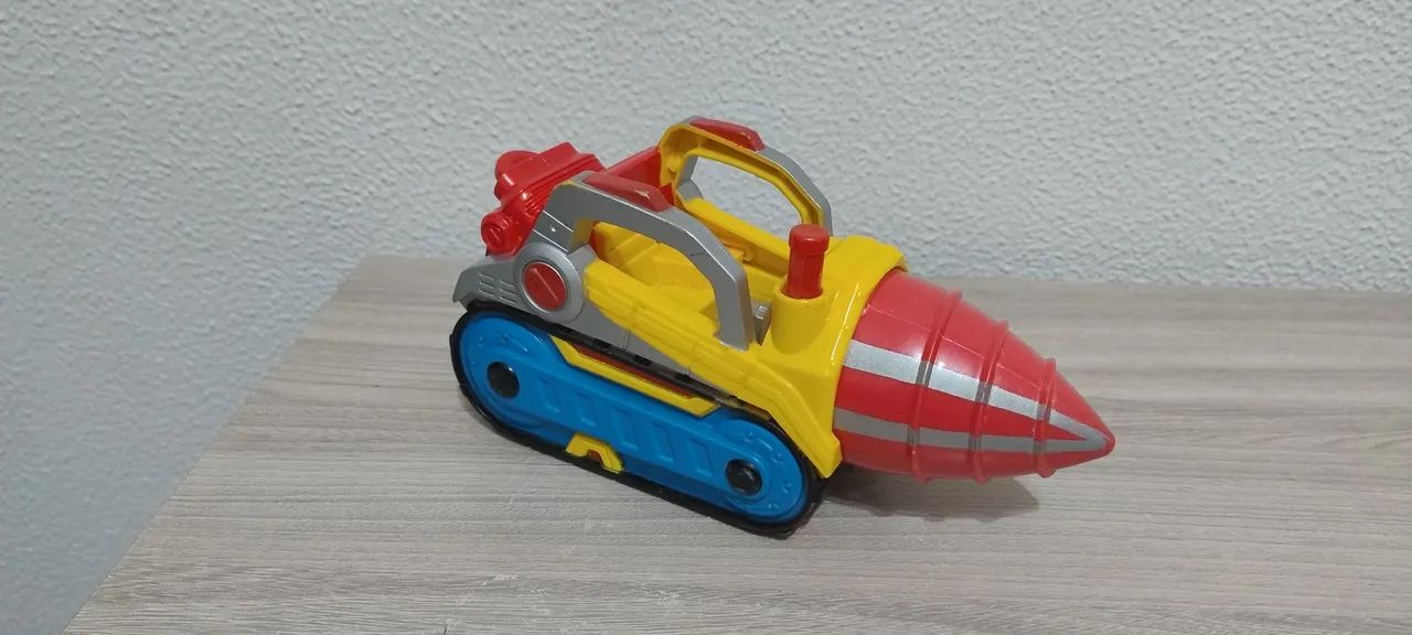 Imaginext Repulsor Drill do Homem de ferro 20cm de comprimento - Foto 2