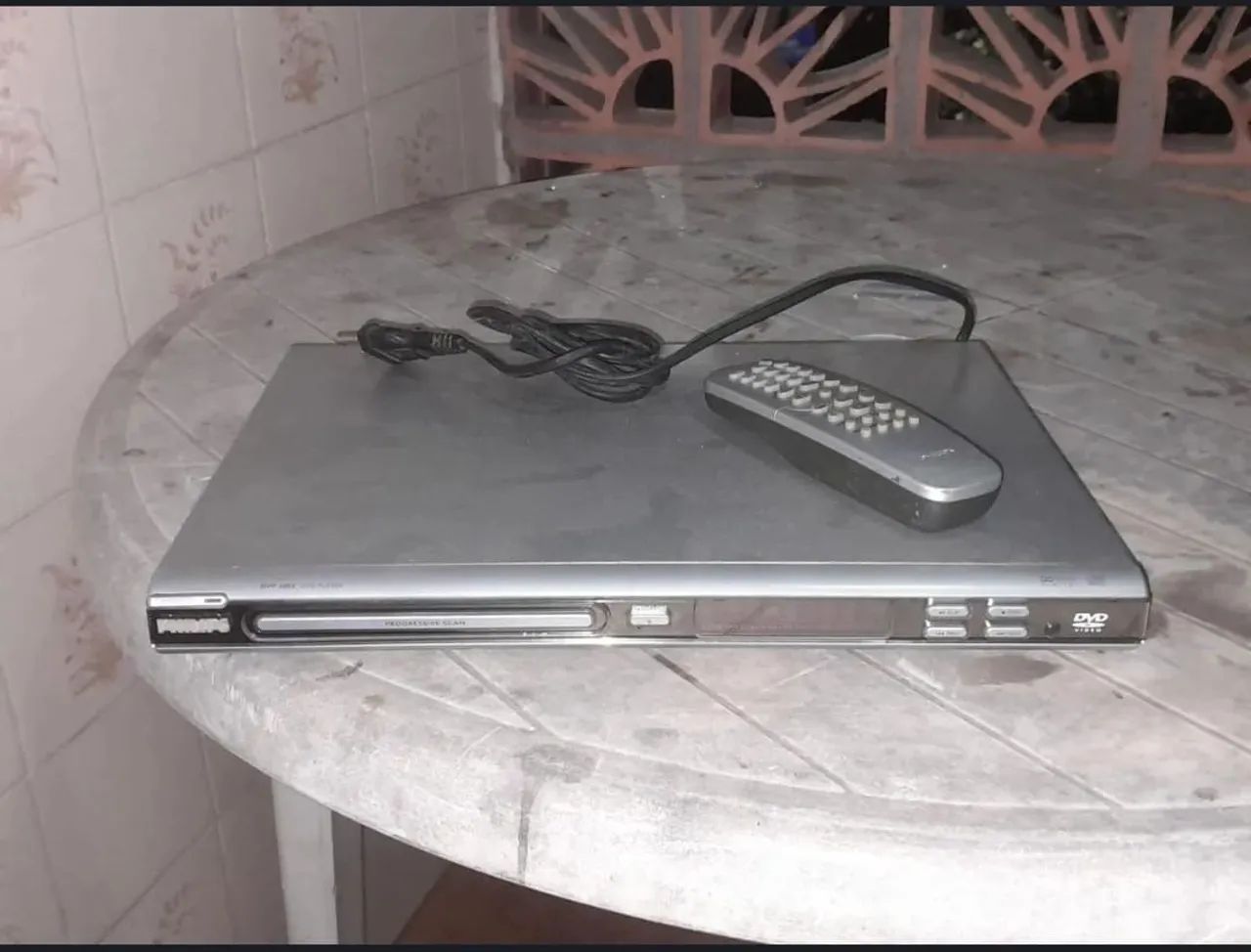 DVD Vídeo player philco 