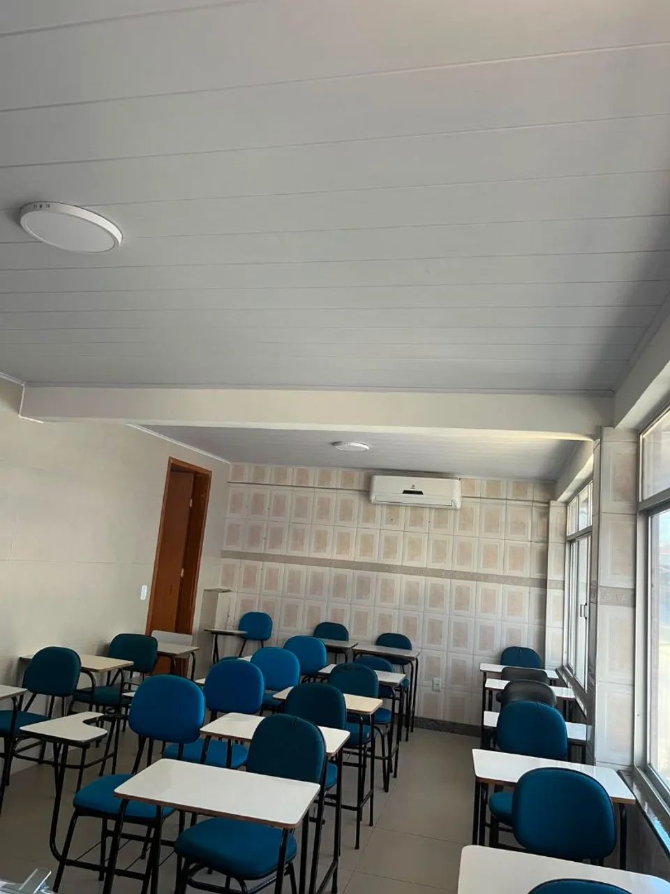 Mesa e cadeira escolar  - Foto 3