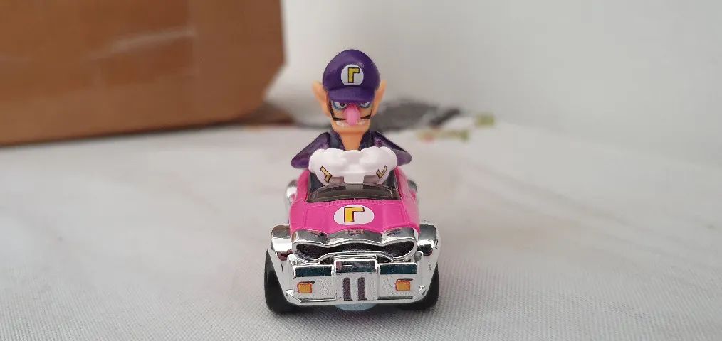Hot Wheels Original Waluigi Mario Kart Mattel