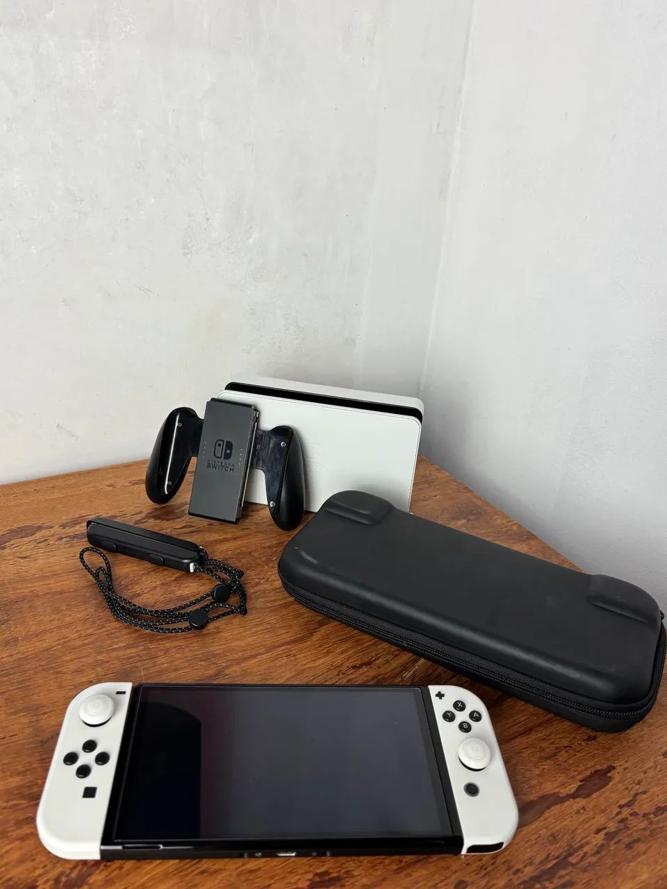 Nintendo Switch Oled + Micro sd 128gb - Foto 2