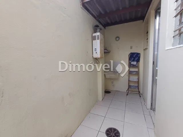Apartamento térreo de 2 dormitórios no bairro Tristeza zona sul em Porto Alegre. - Foto 6