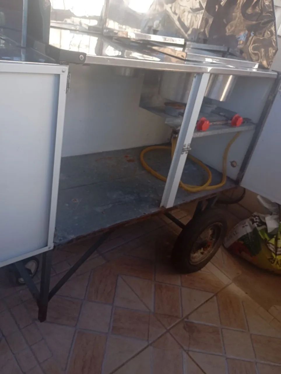 carrinho 2 em 1 espeto e cachorro quente  - Foto 3