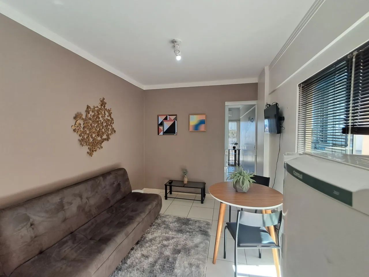 Apartamento 01 quarto mobiliado prox UFU Sta Mônica  - Foto 2
