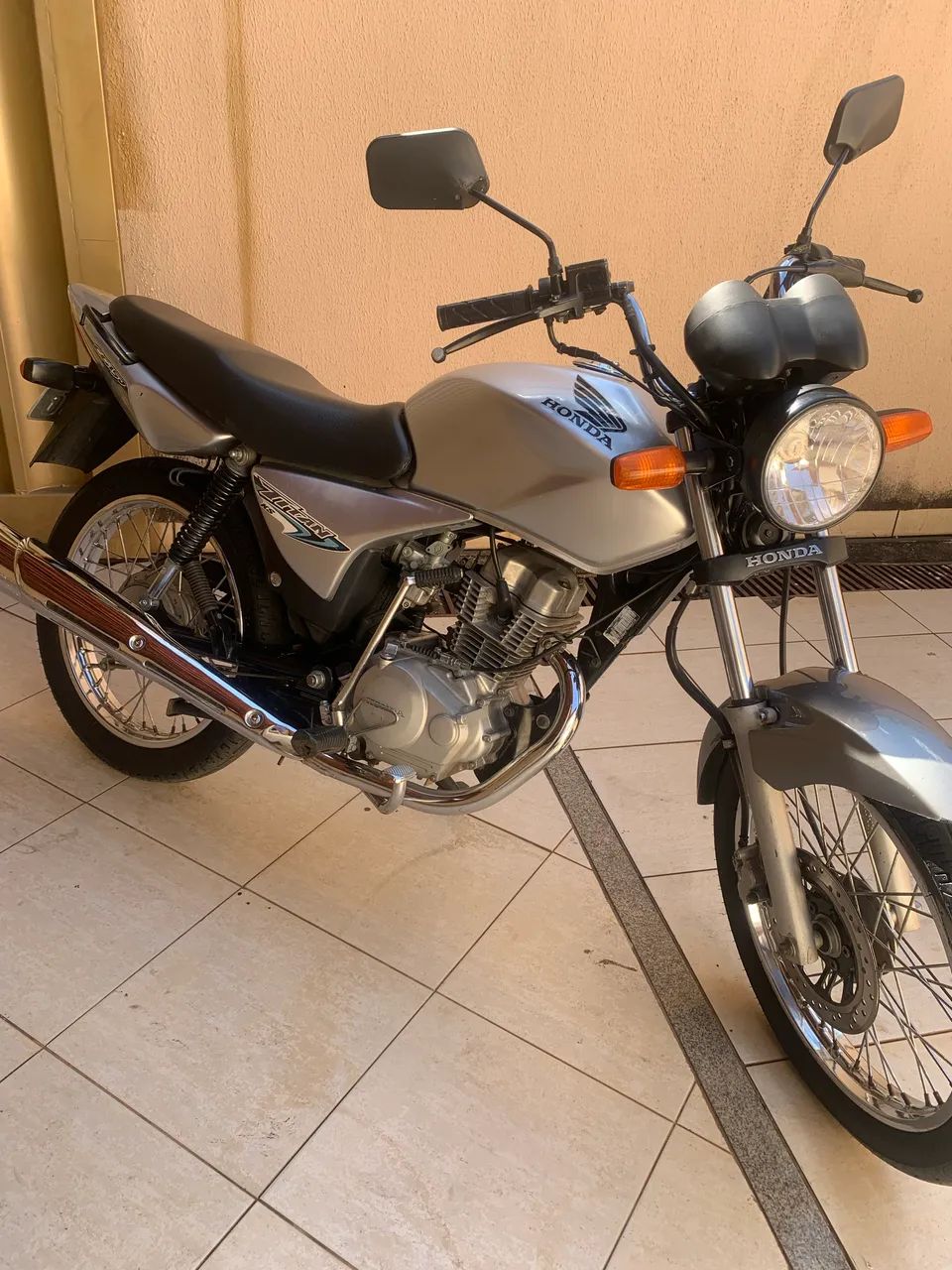 Titan 150 Conservada  - Foto 3
