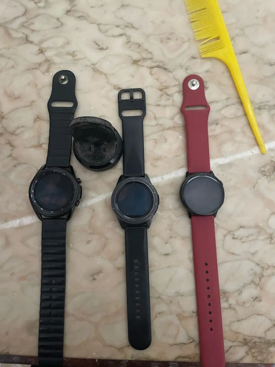 Vendo 3 Galaxy Watch com alguns defeitos