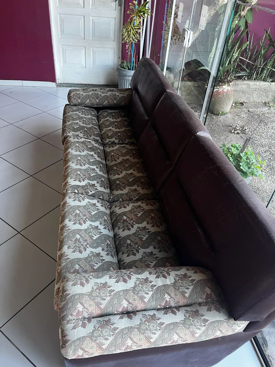 Sofá de 3 lugares usado  - Foto 2