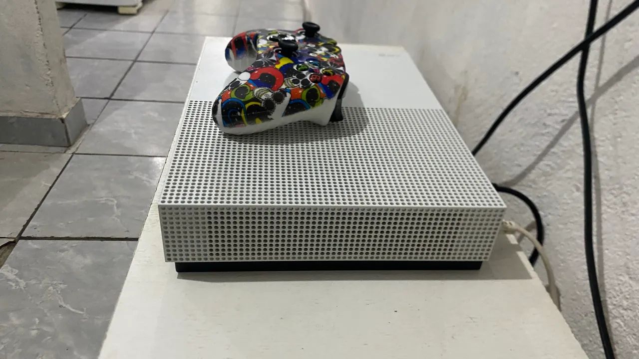 Xbox one s 1Tb  - Foto 4