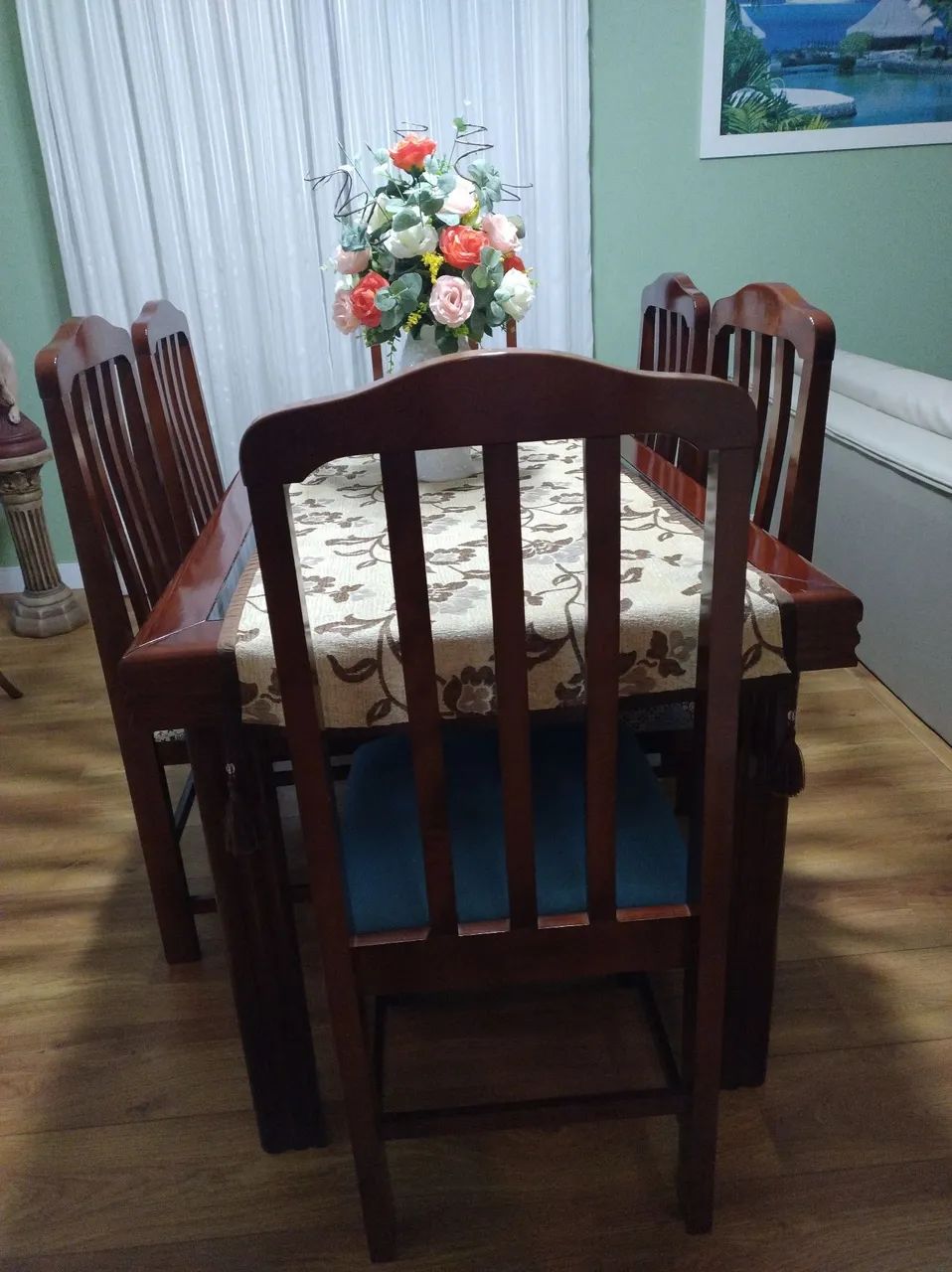 Mesa de jantar com 6 cadeiras