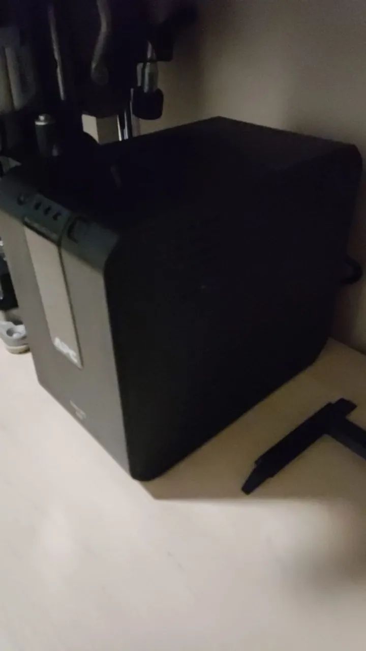 Nobreak APC Back-UPS 600 - Foto 3