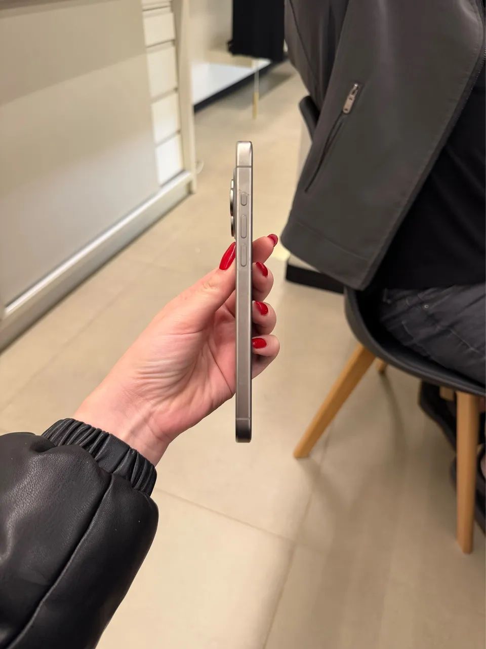 iphone 15 pro max 256gb - Foto 4
