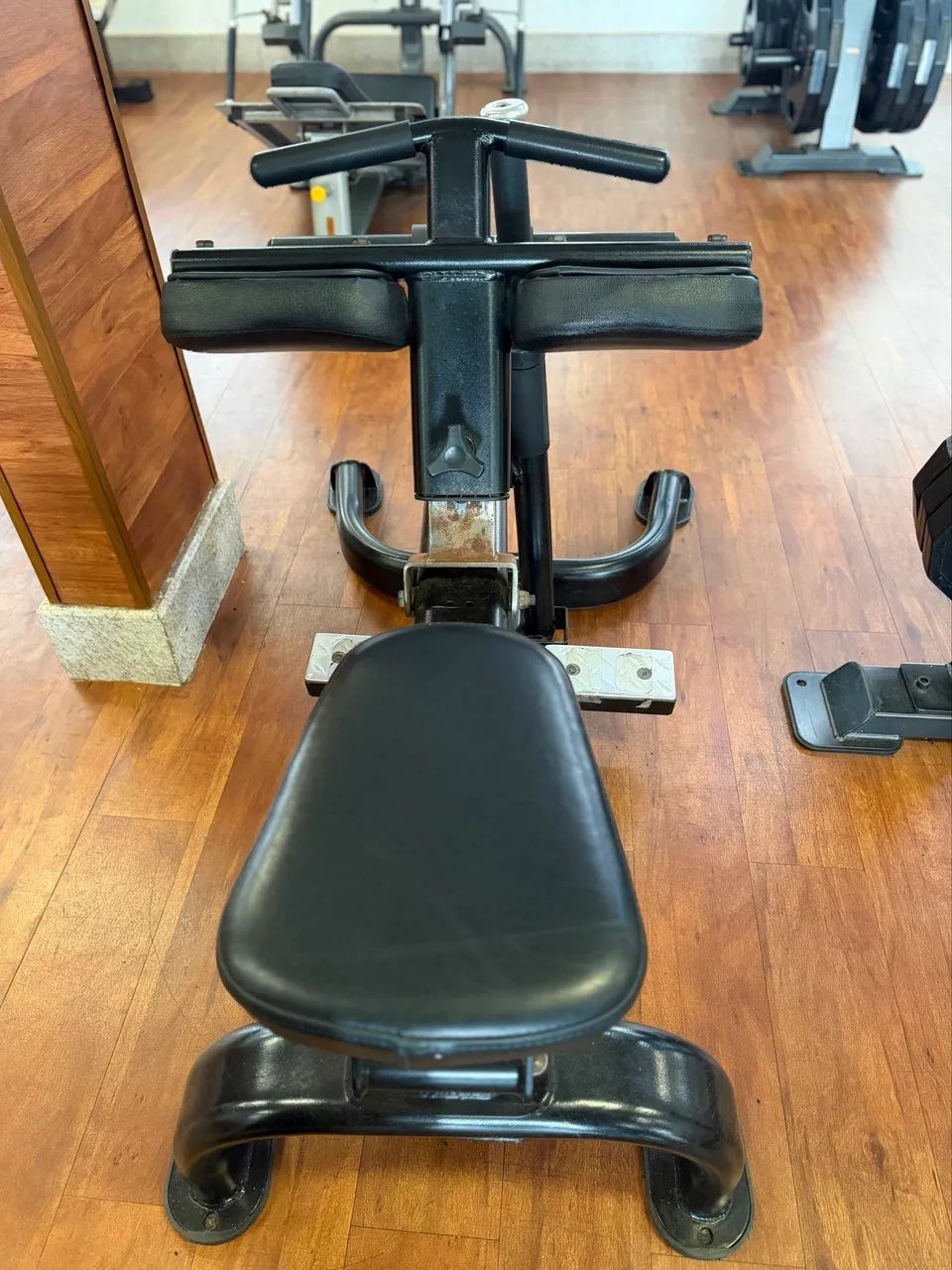 Máquina de panturrilha sentada e anilhada  - Foto 3