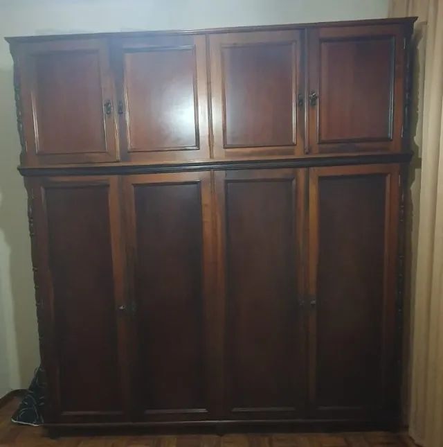 Guarda roupa casal de madeira