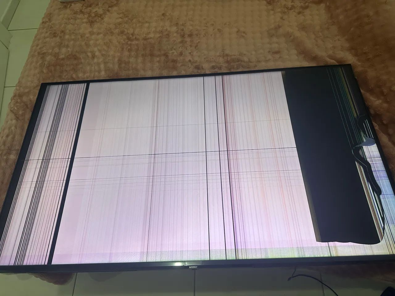 Vendo Tv LG 55 polegadas/ pra retirada de peças  - Foto 2