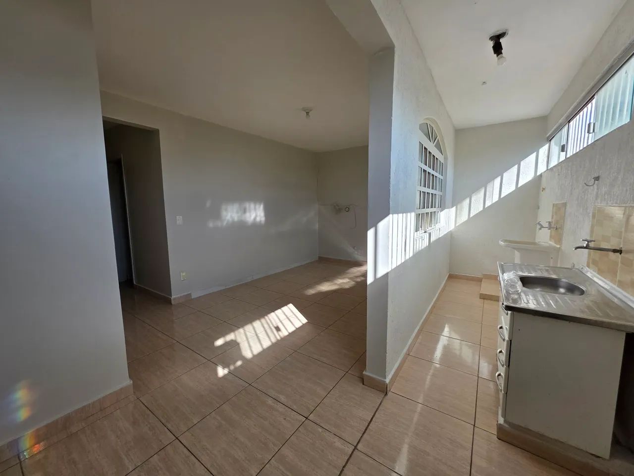 Alugo apartamento um quarto - Foto 2