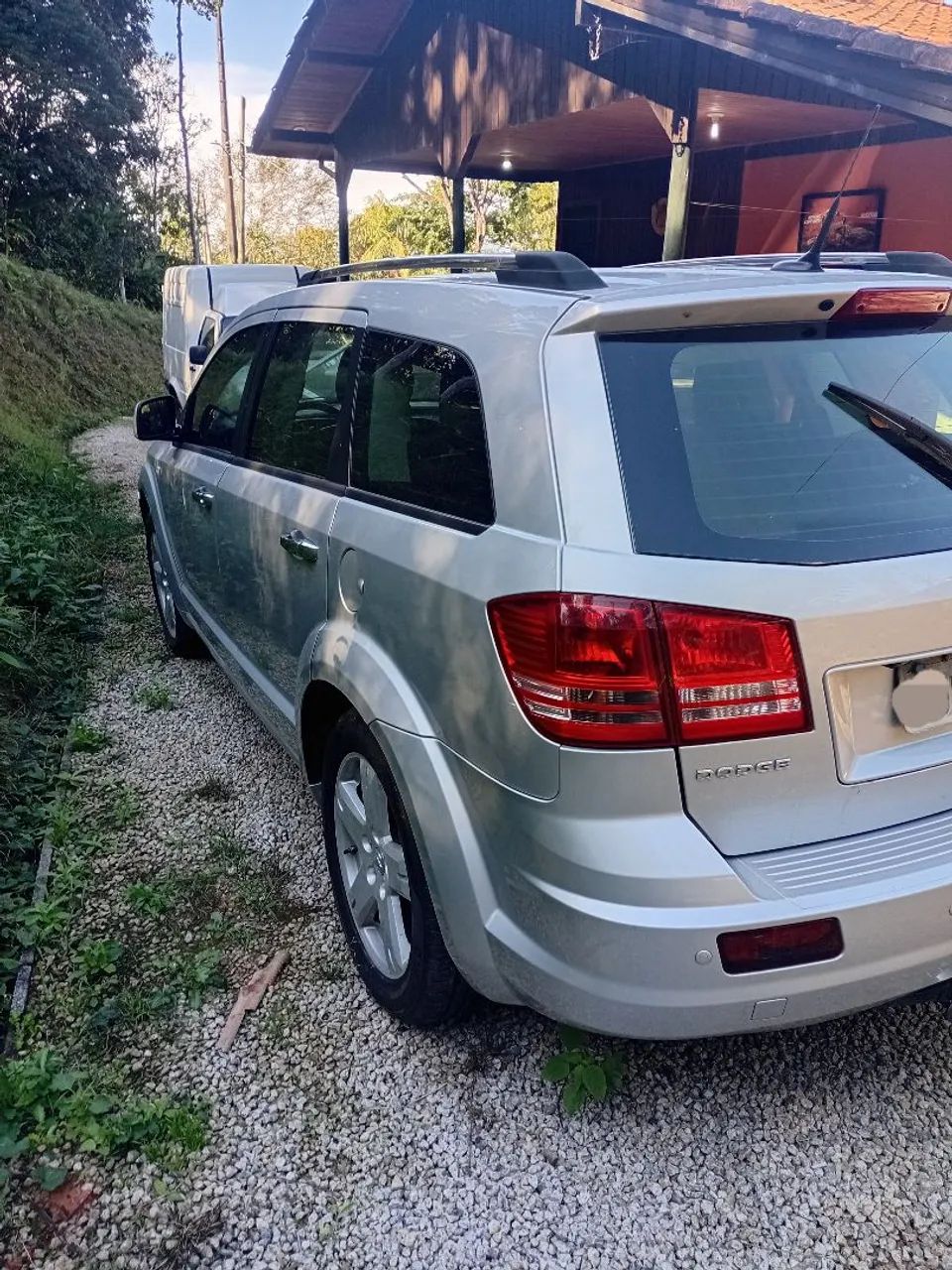 Dodge Journey RT 2.7 V6 185cv Aut. 2010 - Foto 2