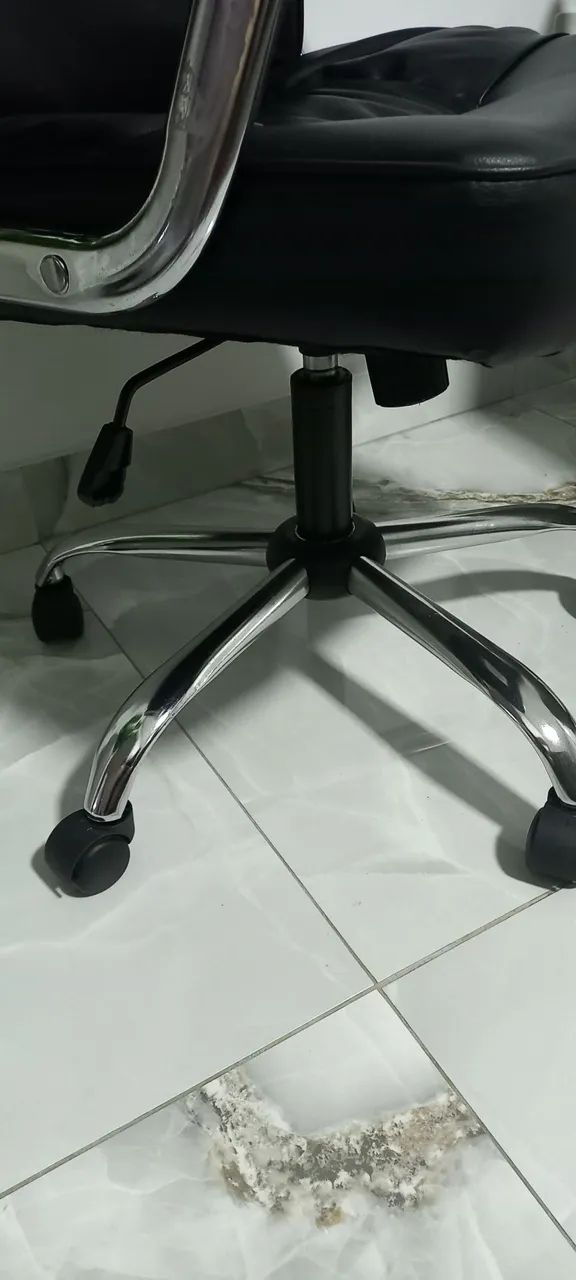 Cadeira giratória presidencial  - Foto 4