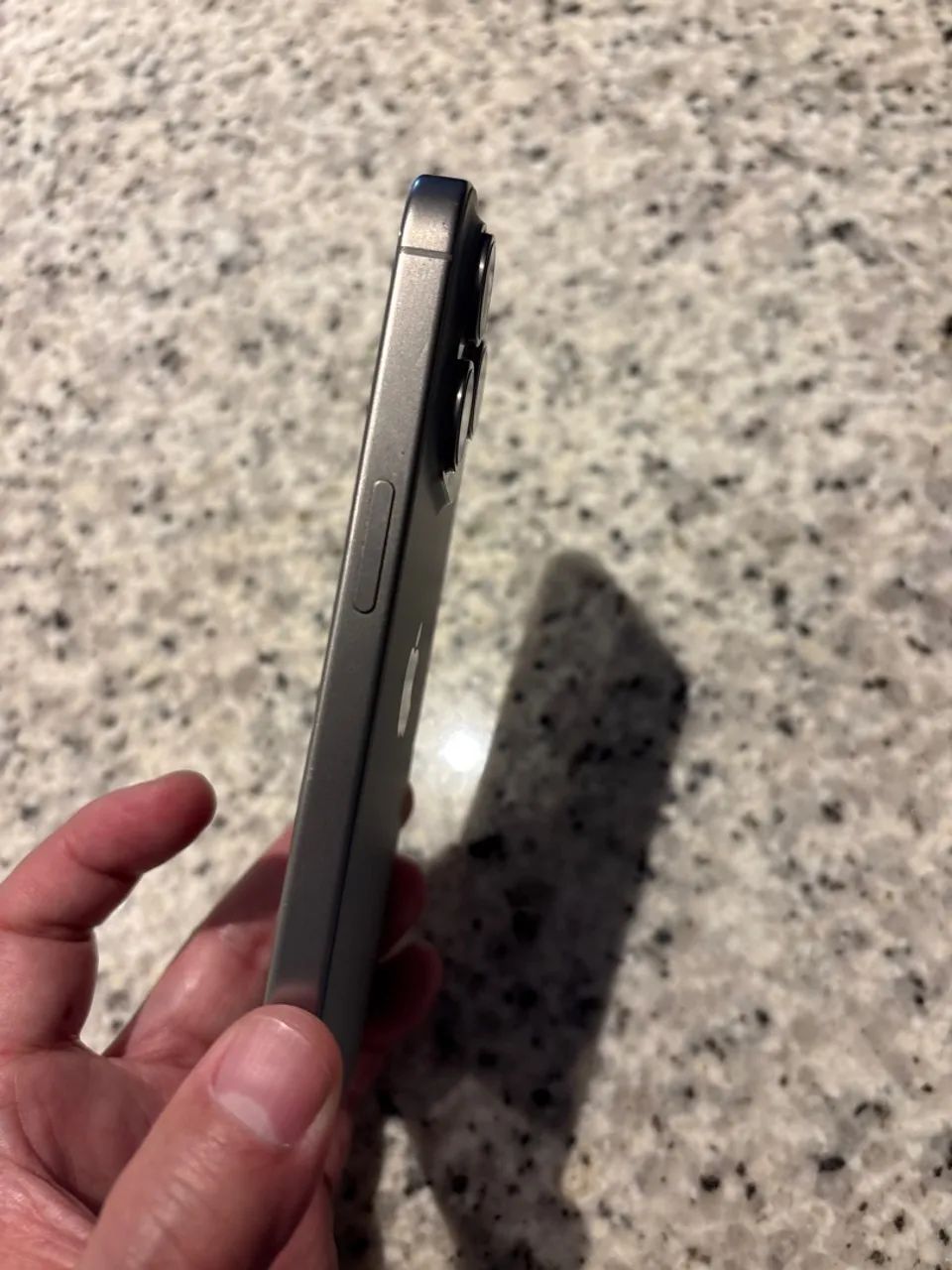 iPhone 15 pro, saúde da bateria 100% - Foto 3