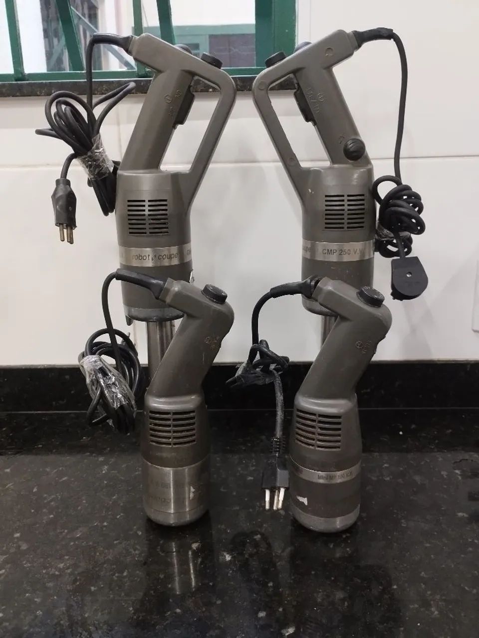 4 Mixer ROBOT COUPE  - Foto 2