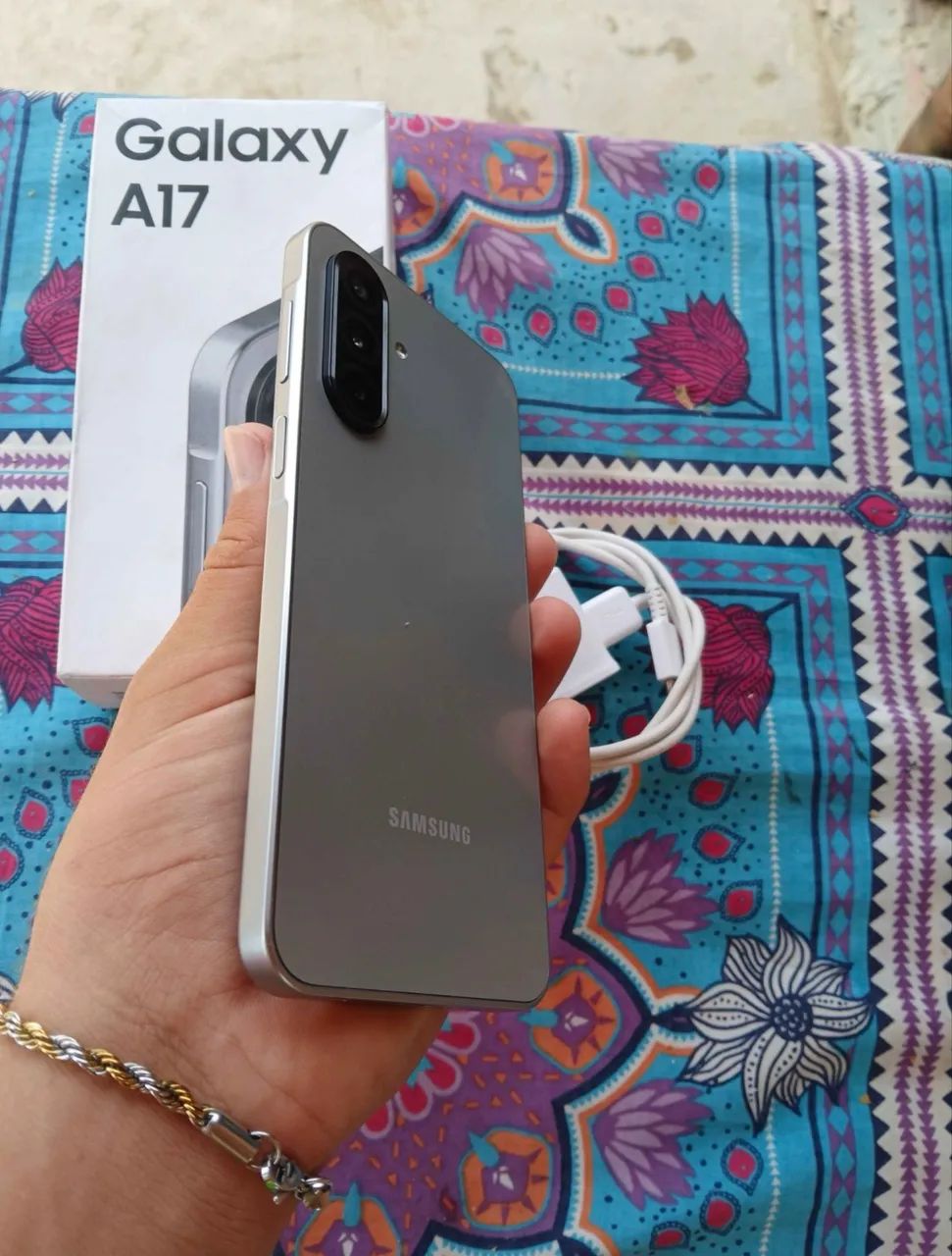 Samsung A17 - Foto 4