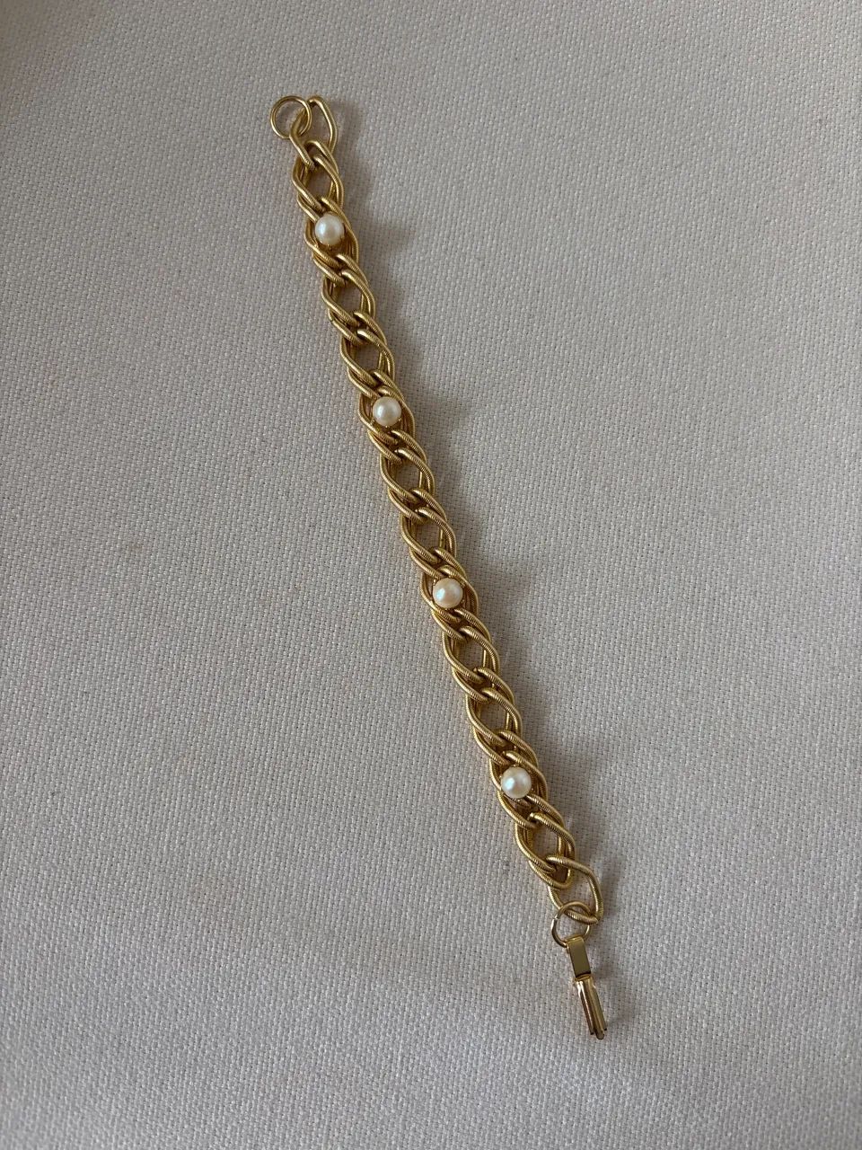 Pulseira dourada com pérolas - Foto 2