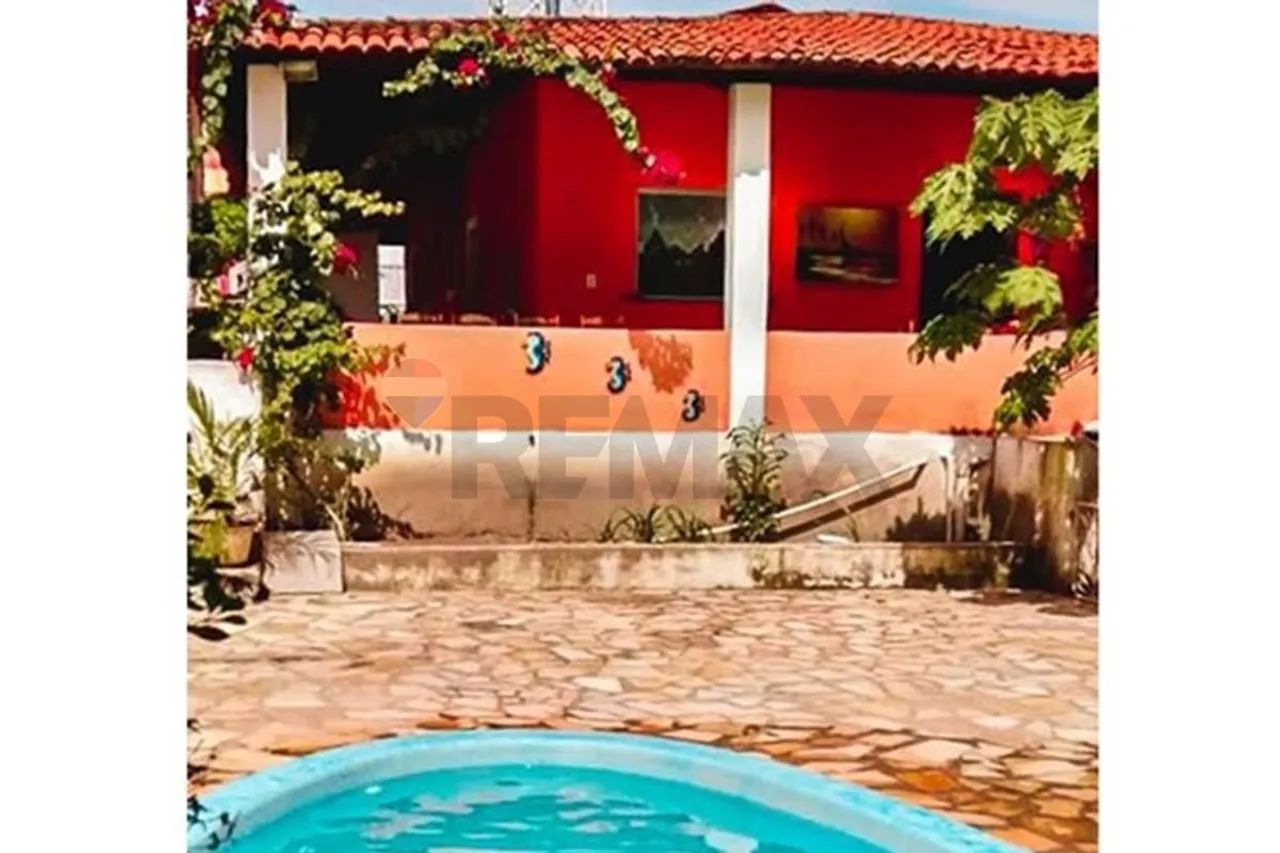 VENDE SE CASA NO CENTRO DE TRAIRI COM 5 SUITES, 2 PONTOS COMERCIAIS E 2285M2 - Foto 2