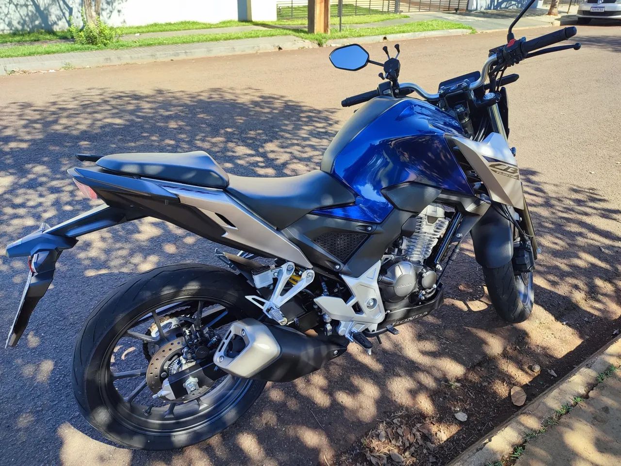 Vendo cb300f azul  - Foto 2