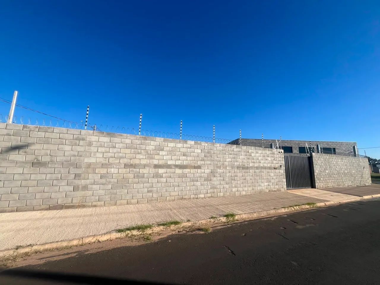 Barracão Novo para alugar