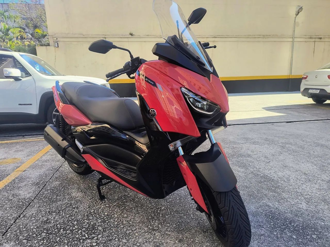 Yamaha Xmax 250 - Foto 3