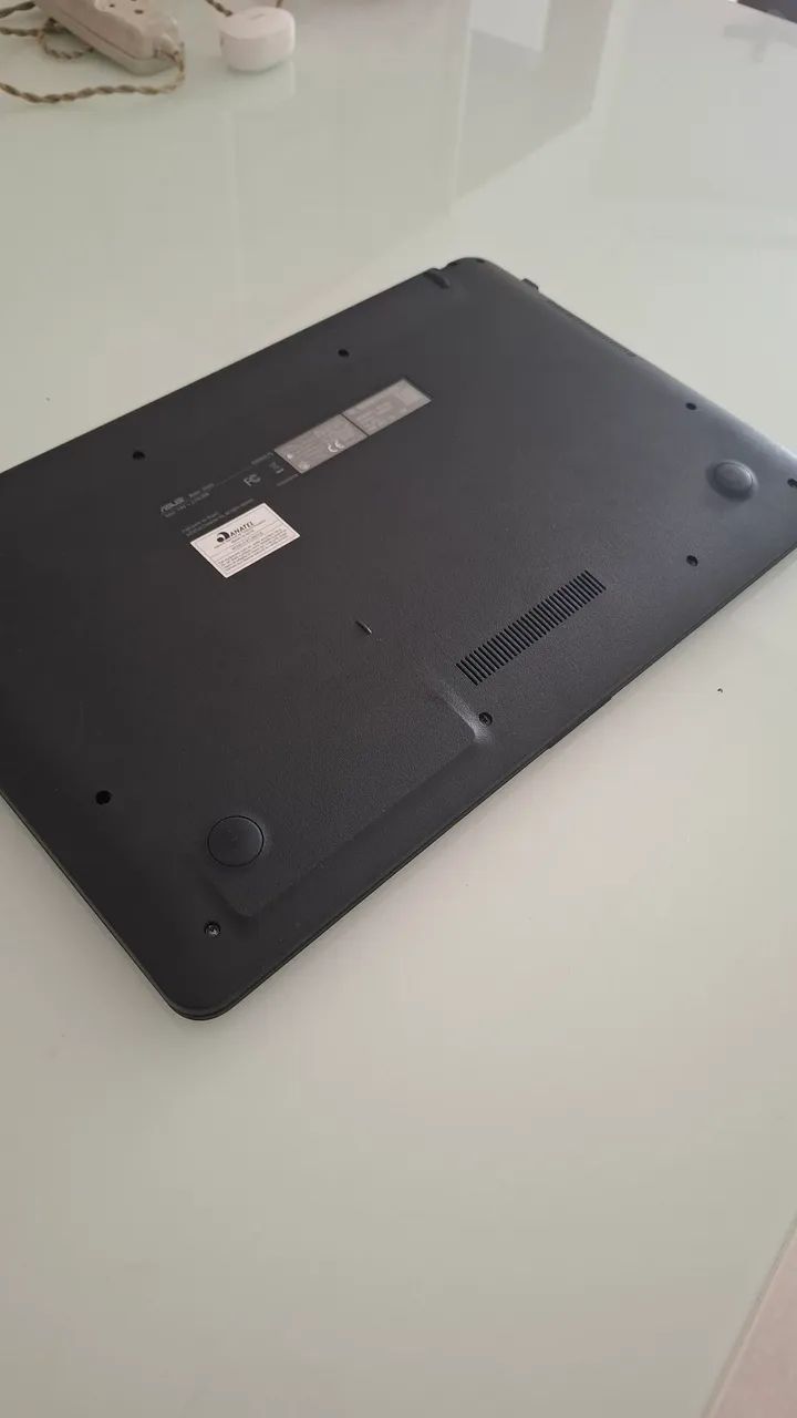 Notebook ASUS core I3 X543U - Foto 2