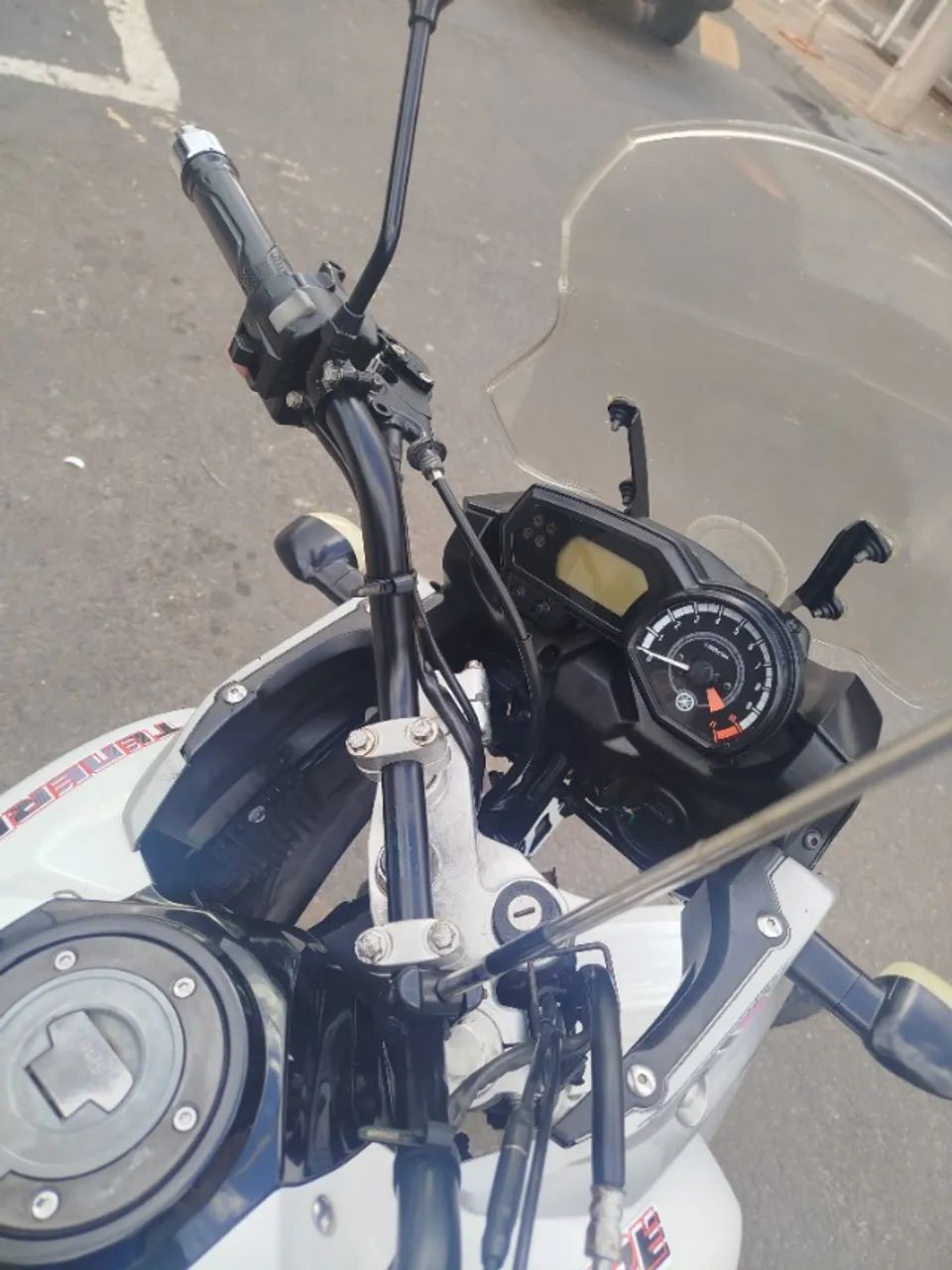 Tenere 250 - Foto 2