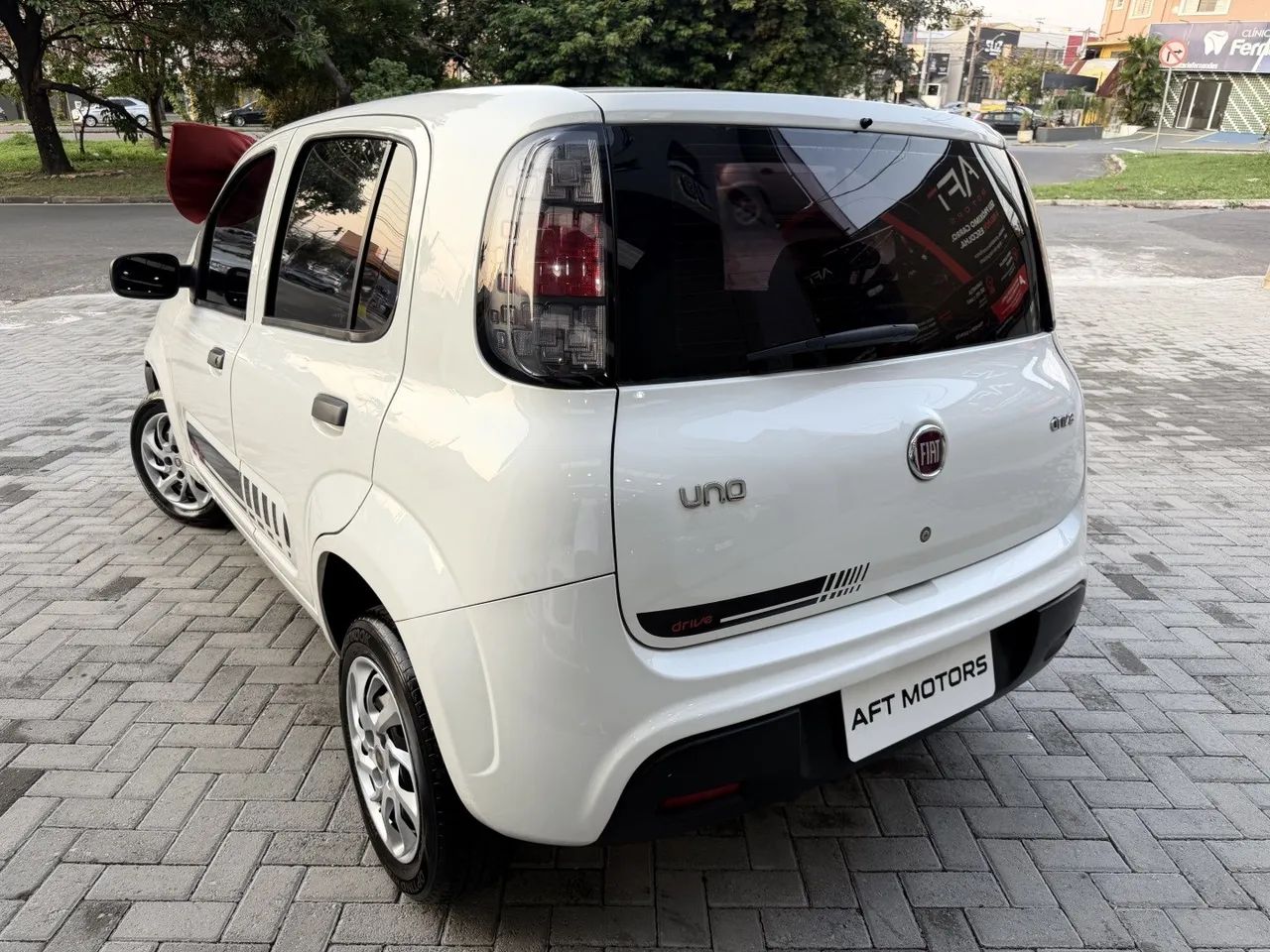 Fiat Uno Drive 1.0 Flex 6V 5P 2018 - Foto 3