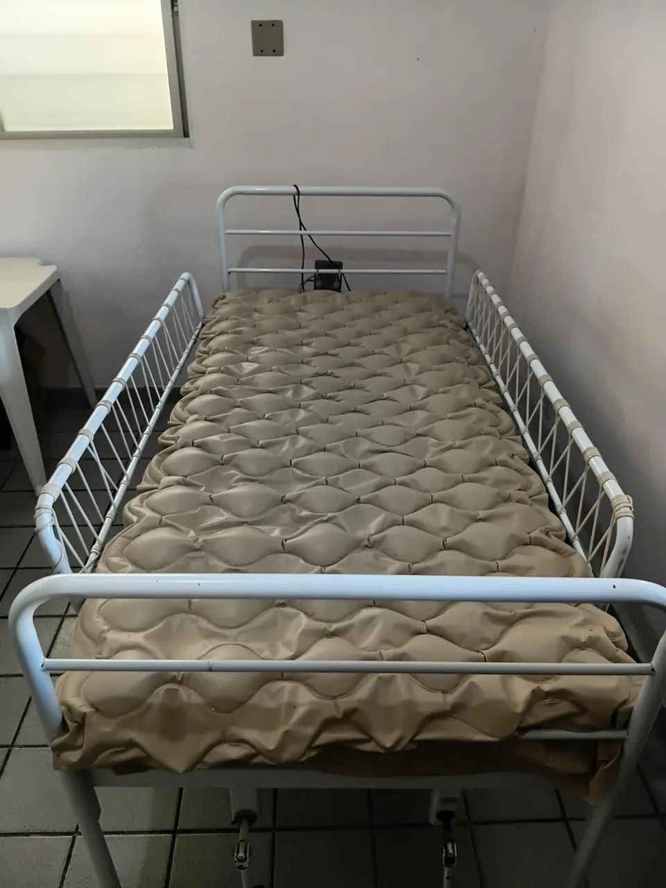 Cama hospitalar Seminova - Aceito Cartão Negociável  - Foto 3