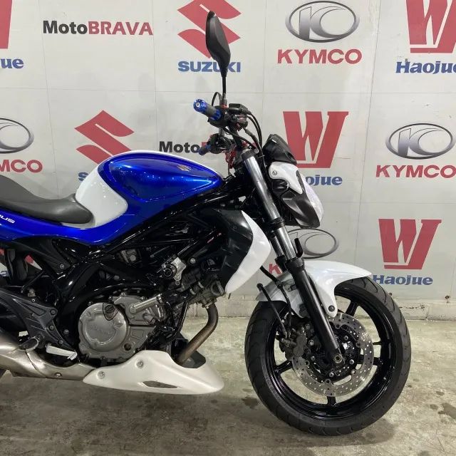 SUZUKI GLADIUS 650 2016 - Foto 5