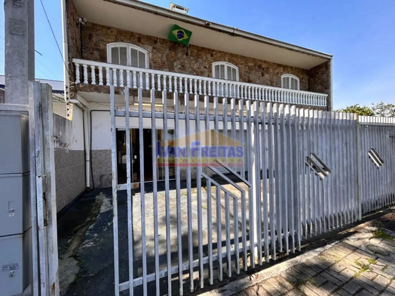Loja para locação no Fazendinha.