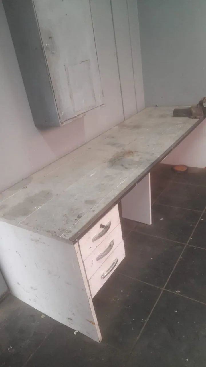 Mesa para oficina base ferro- 2,50x0,81