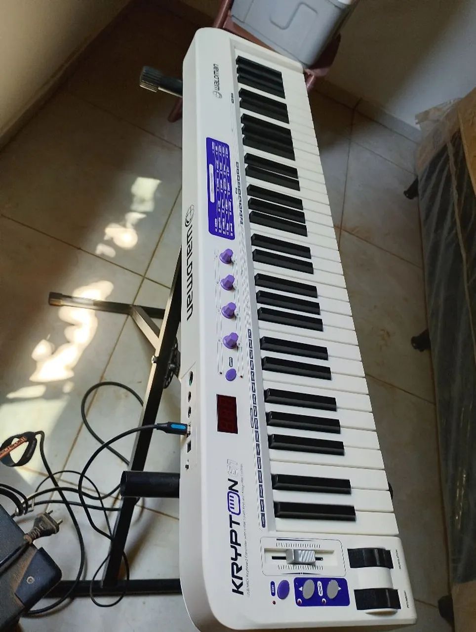 vendo teclado controlador ..61 teclas ..5 oitavas  - Foto 4