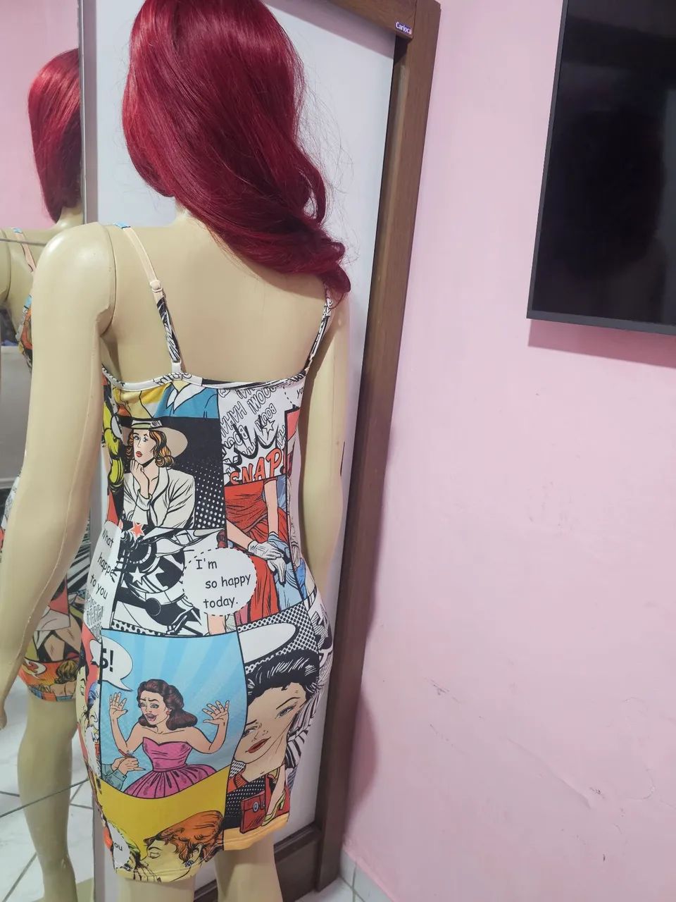Vestido estampa quadrinhos - Foto 4