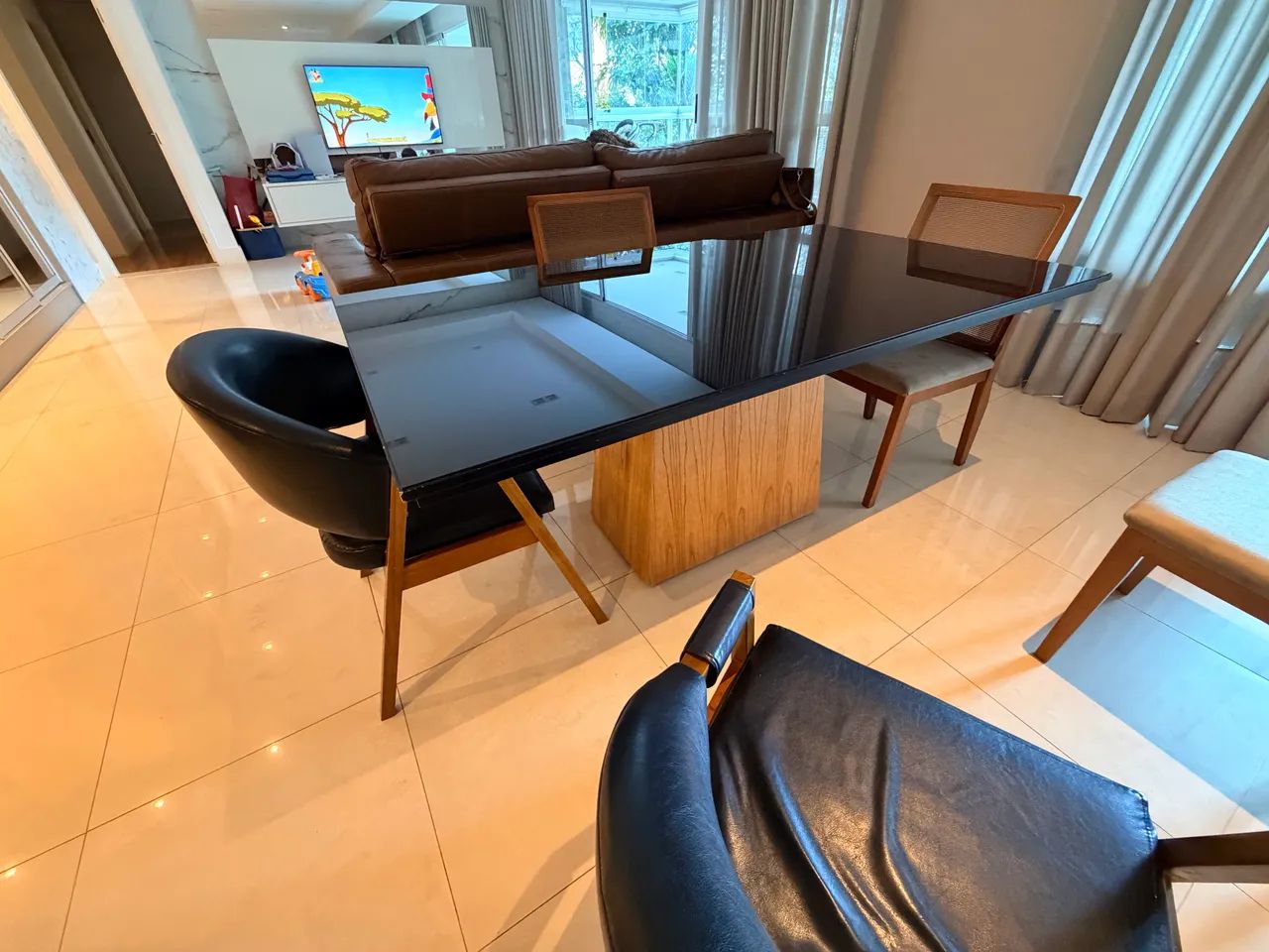 Conjunto mesa e cadeiras - Foto 4