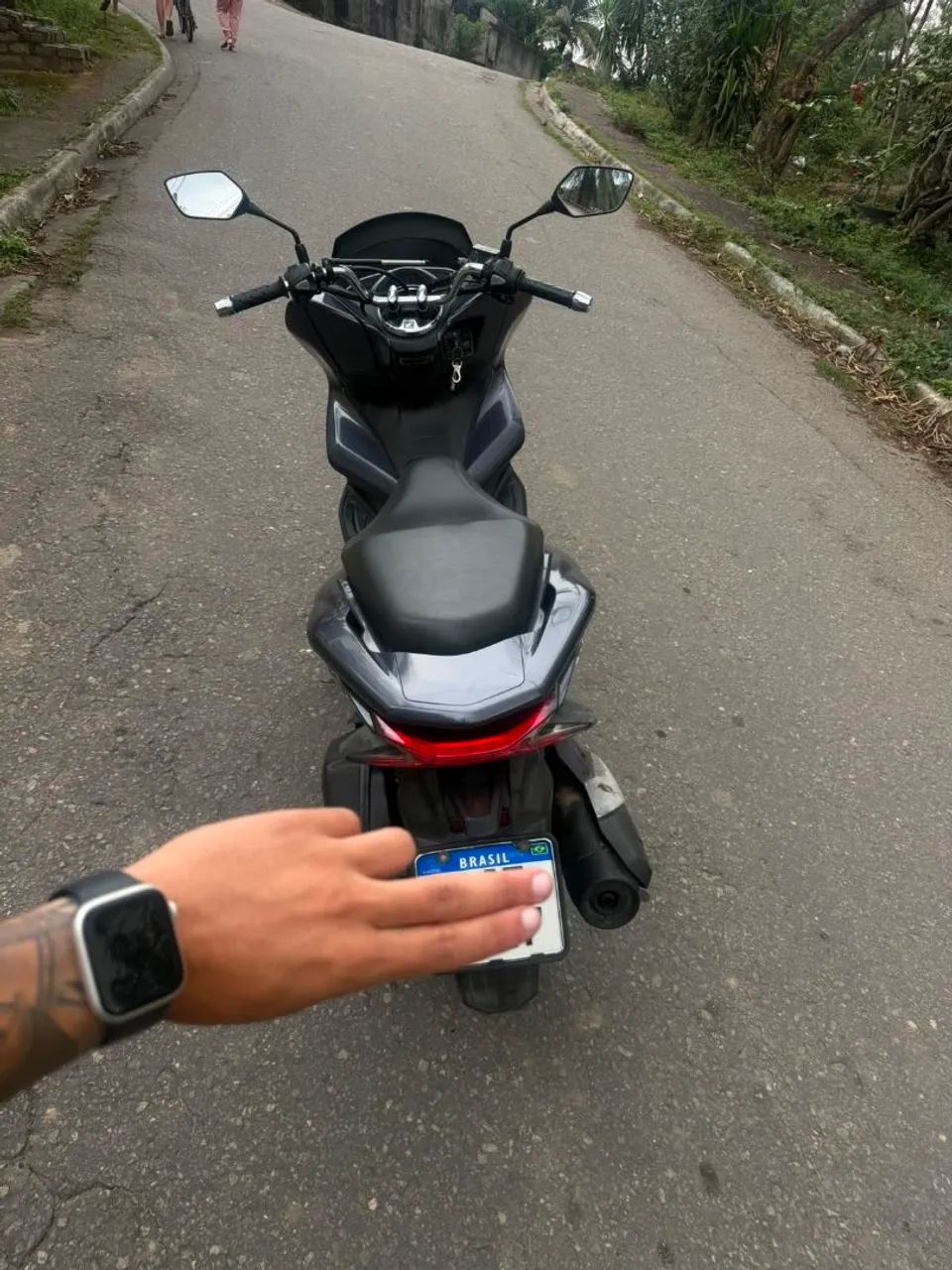 Vendo PCX em me nome + Doc ok - Foto 4