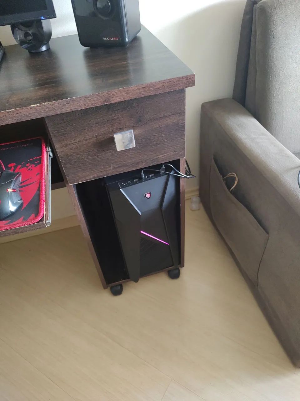 PC Gamer Pichau + Monitor + Periféricos + Escrivaninha - Completo - Foto 2