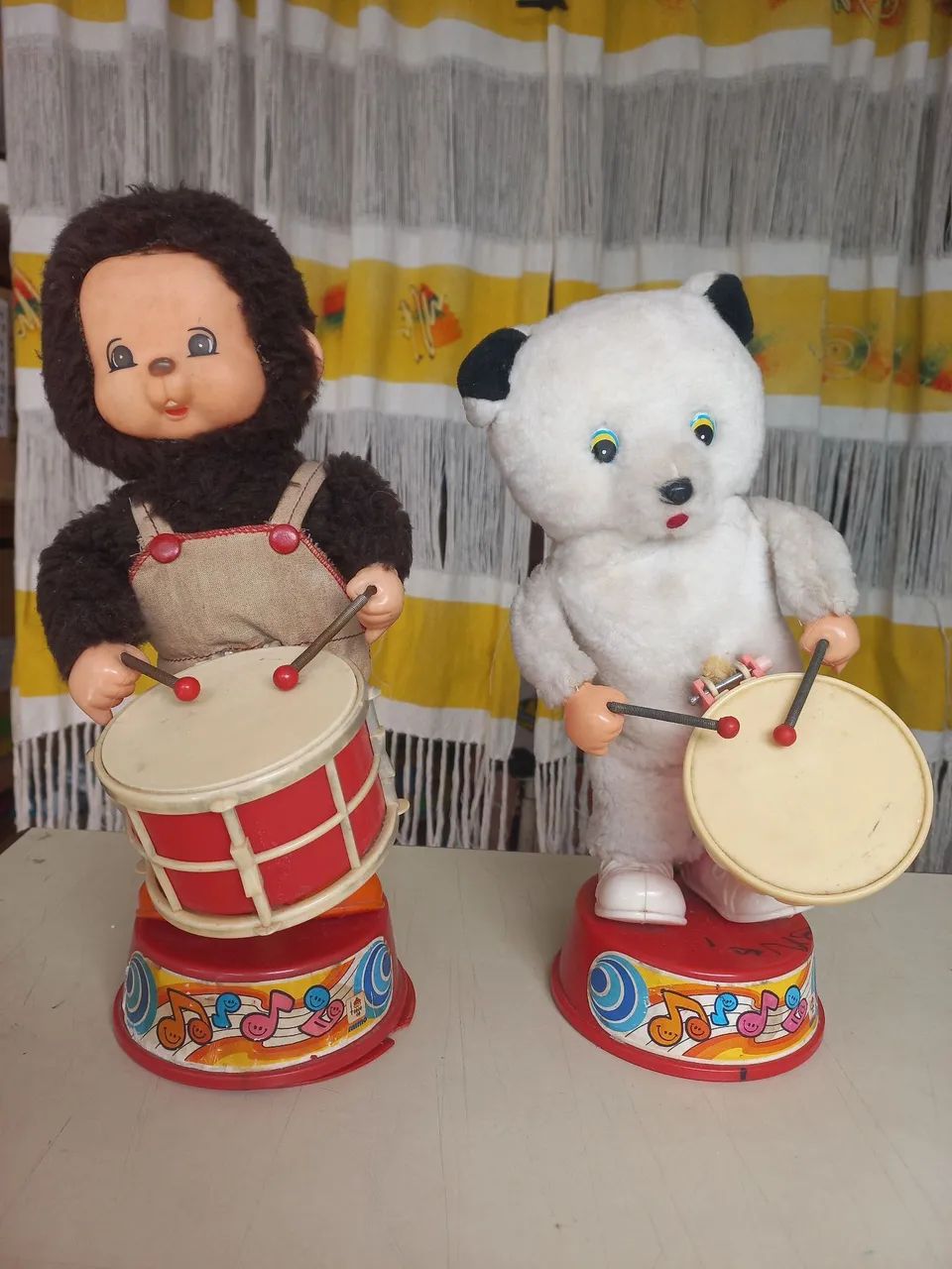 BONECOS GEORGE E PABLO DA MIMO