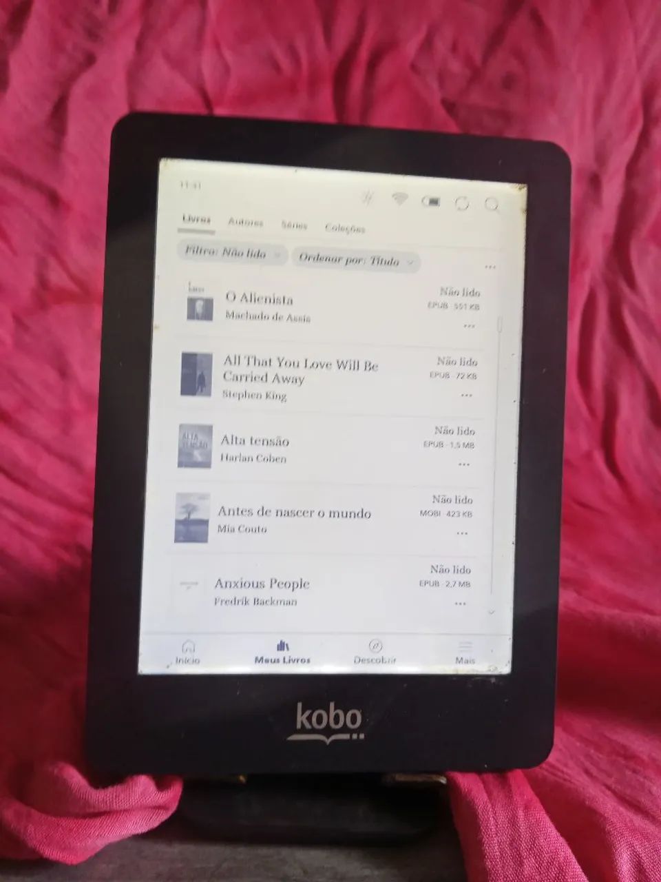 Ereader Kobo Glo 2gb com cabo e 432 livros