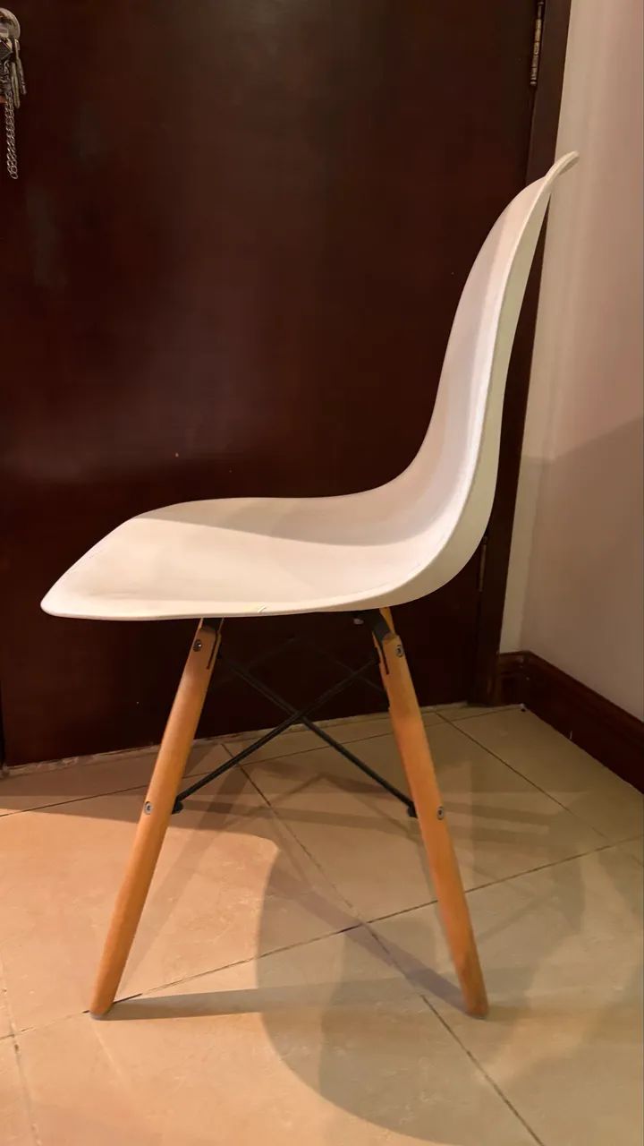 Cadeira Eames Tok Stok