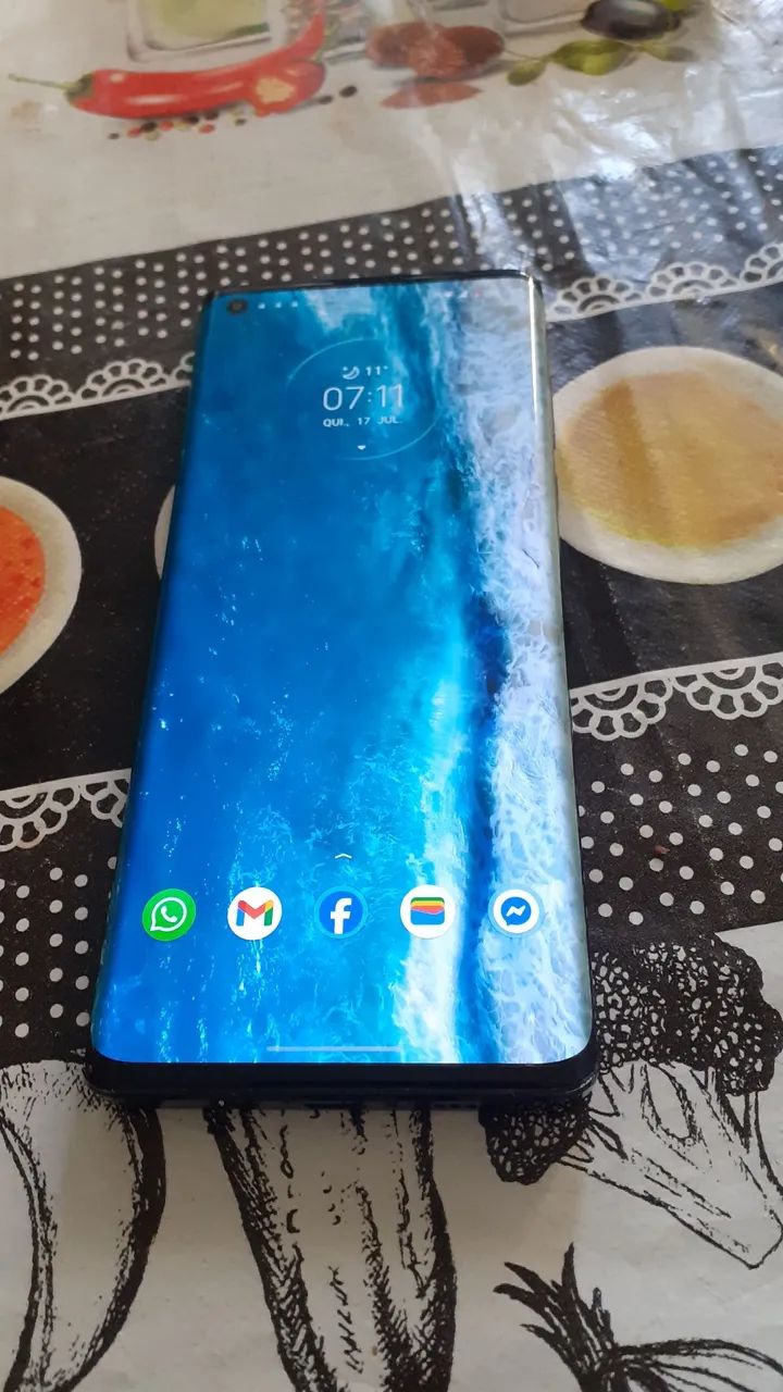 Moto Edge, mas e normal tela abalada 