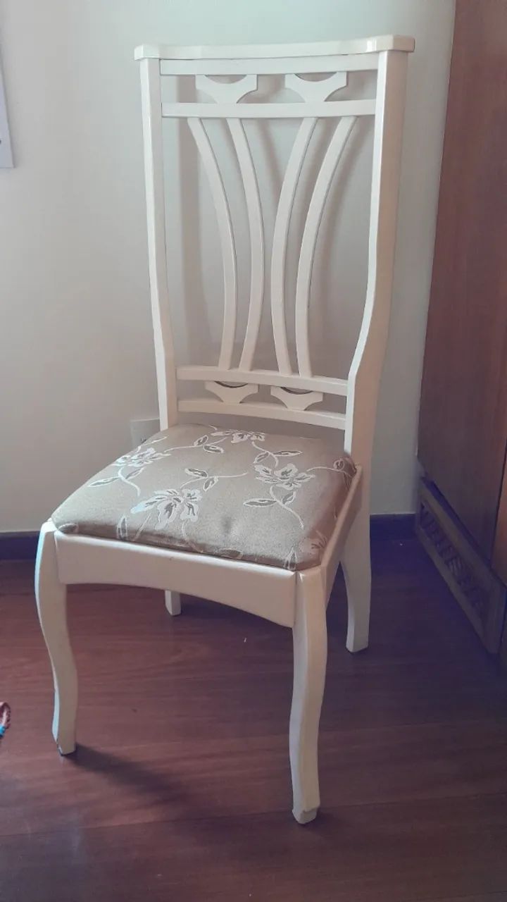Cadeira de madeira - Foto 2