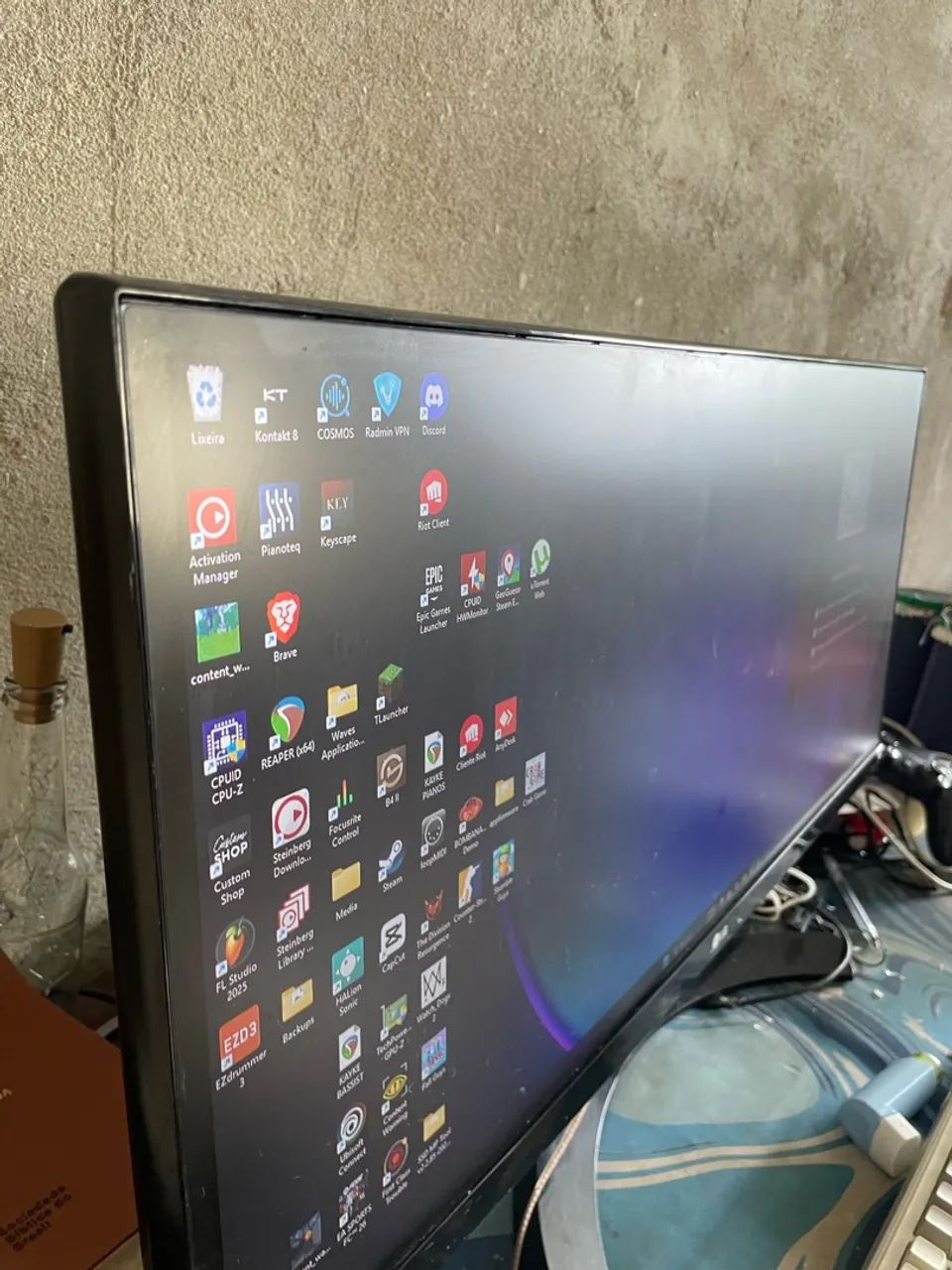 Monitor LG UltraWide 29" Full HD IPS (29WK600) - Ecrã Impecável