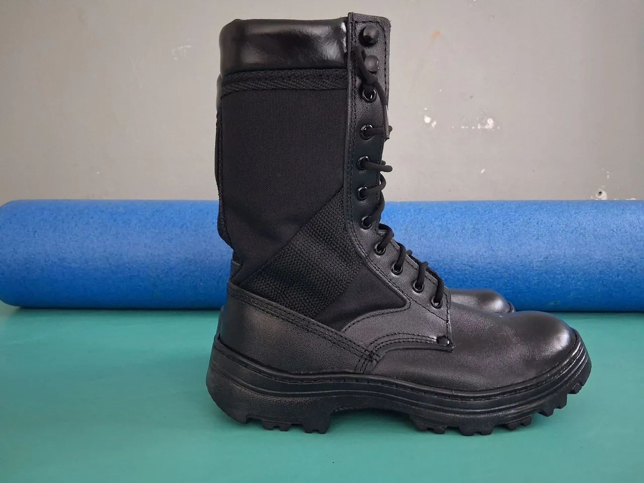 Vendo coturno (bota), nova, número 39 - Foto 2