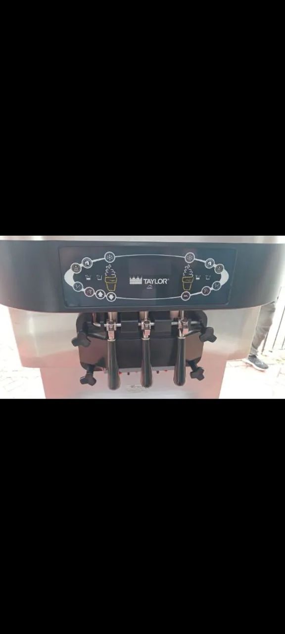 Máquina sorvete expresso Taylor modelo 712