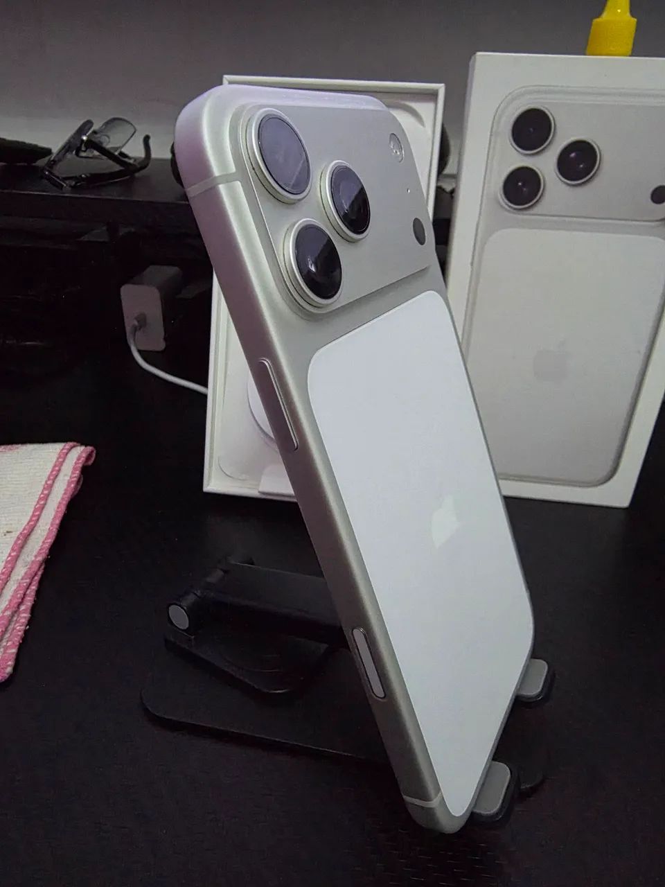 Iphone 17 pro max  - Foto 4